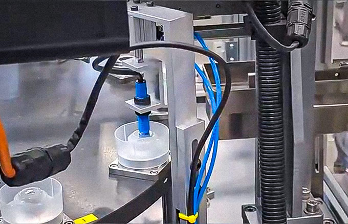 Dual detection of bottle cap aluminum foil gasket | MDSC-2100L solves the problem of stacking ultra-thin gaskets